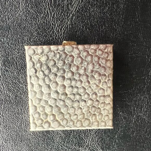 Vintage Pill Box - Picture 2 of 7